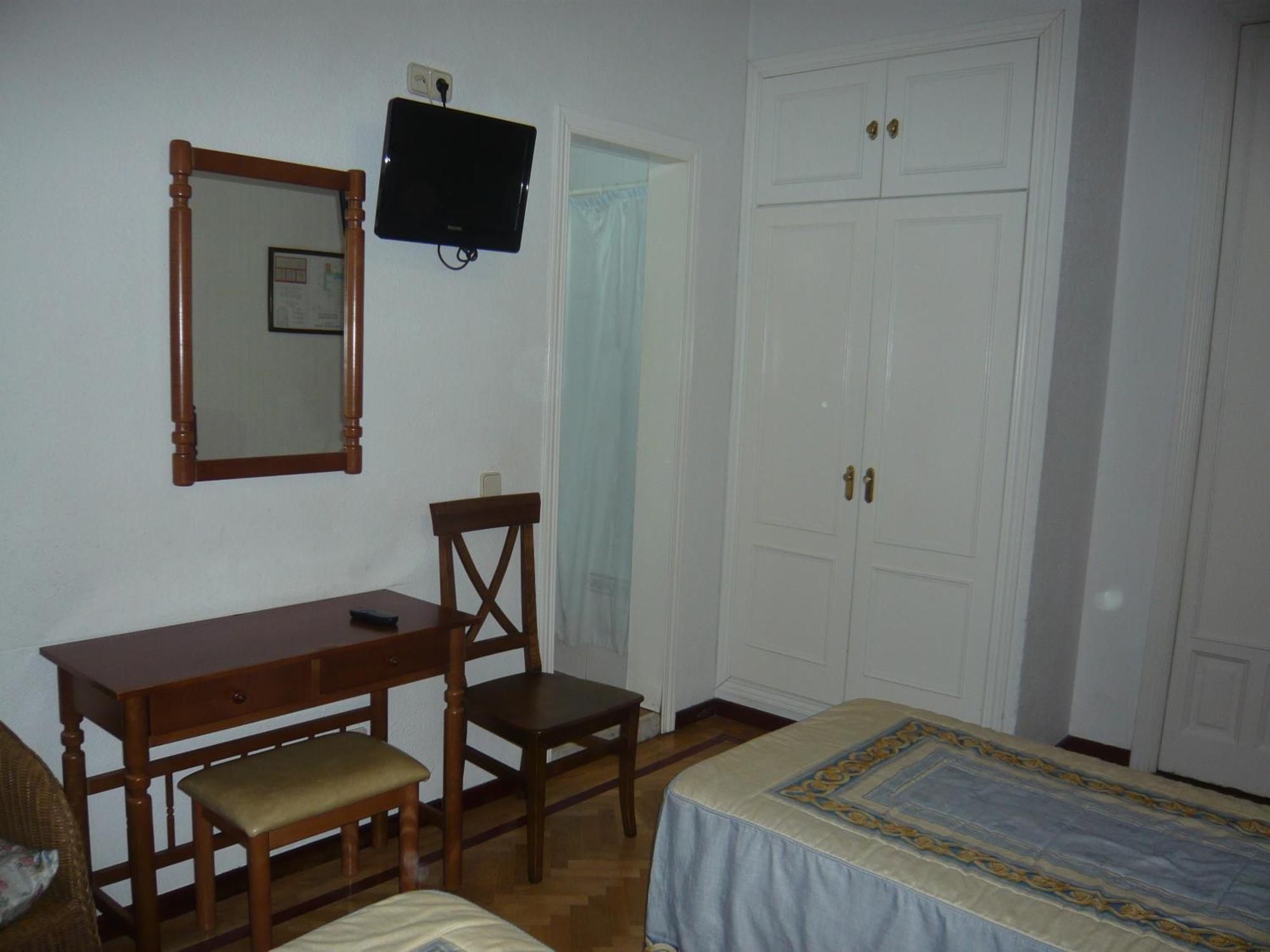 Hostal Triana — Photos 3